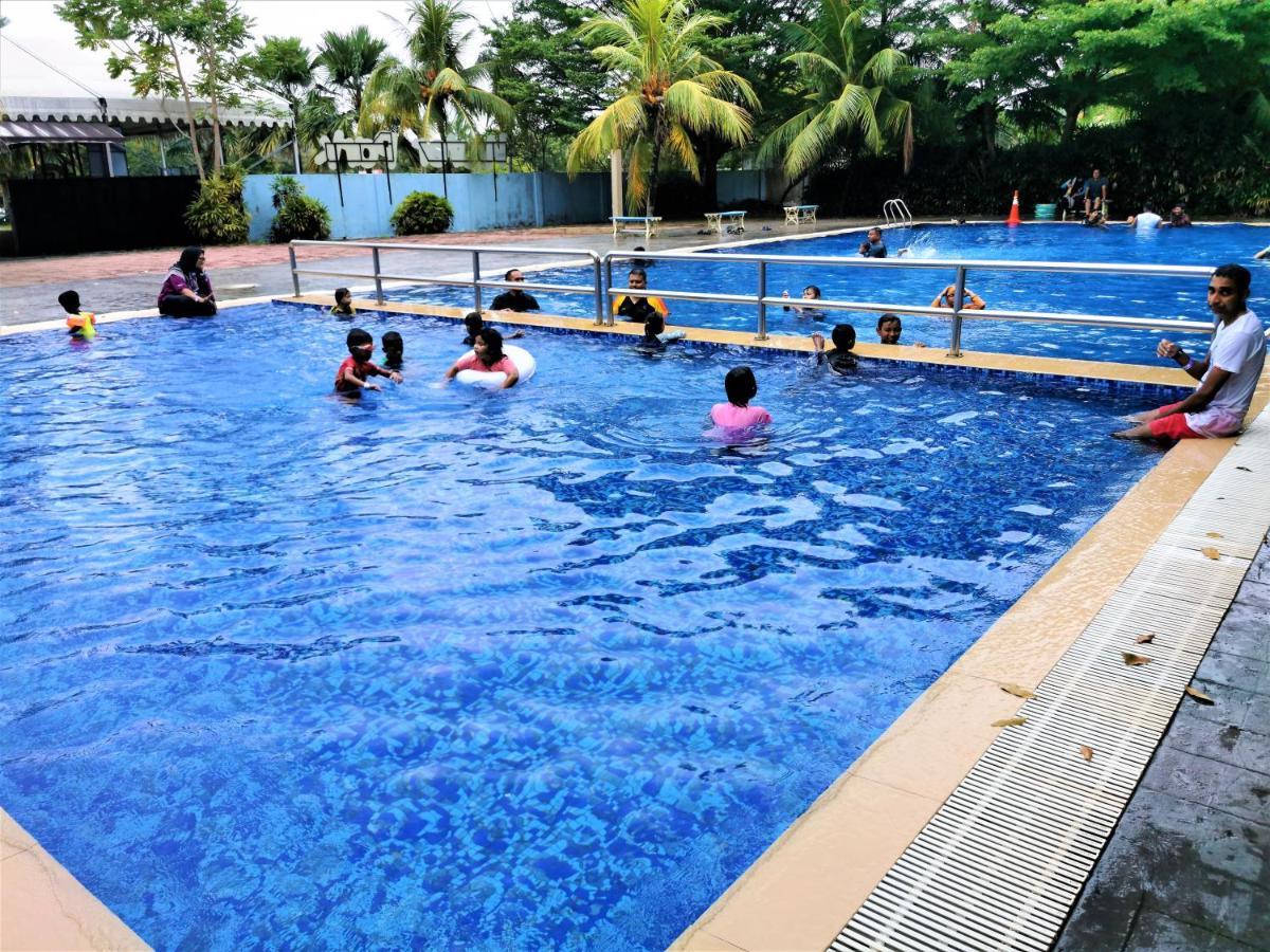 B - Lagoon Water Themepark Town Malacca